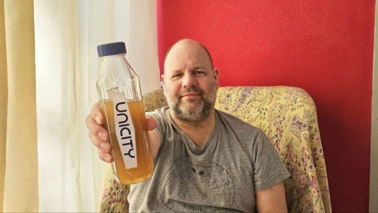 Tomi mit Unimate und Balance — Intervallfasten Unterstützung von Feel Great Family