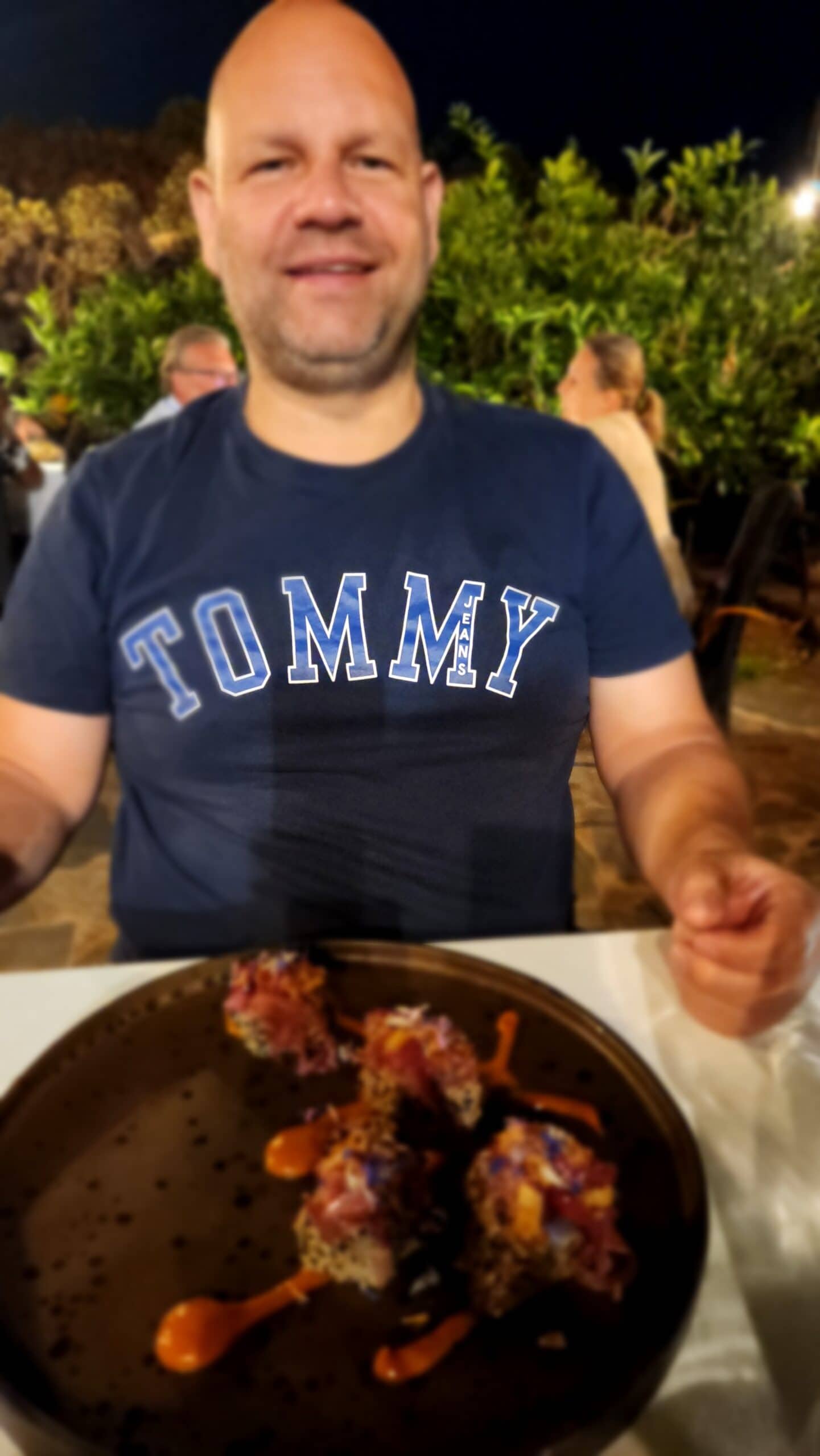 Tom geniesst Essen - Stoffwechsel ankurbeln heißt nicht hungern